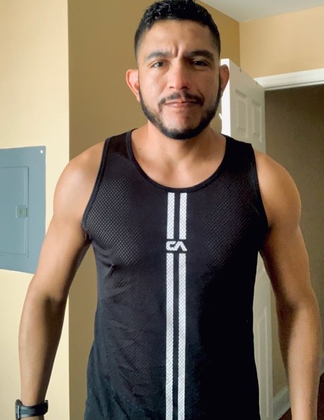 Danielestebanxx アダルトモデル 画像