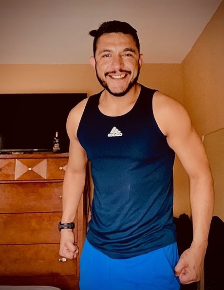 Danielestebanxx 美しいモデル 写真