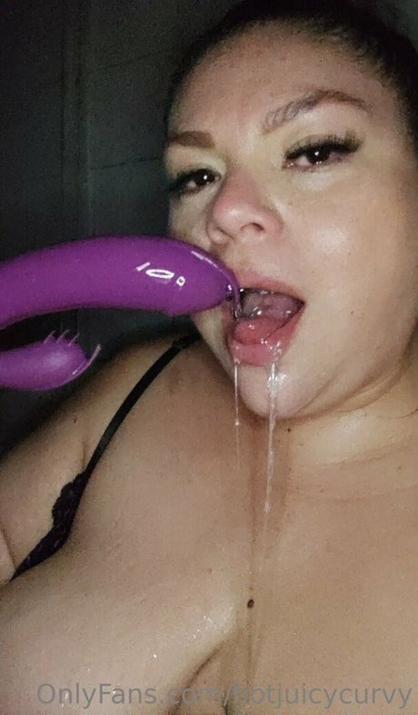 hotjuicycurvy 完璧な女優 画像