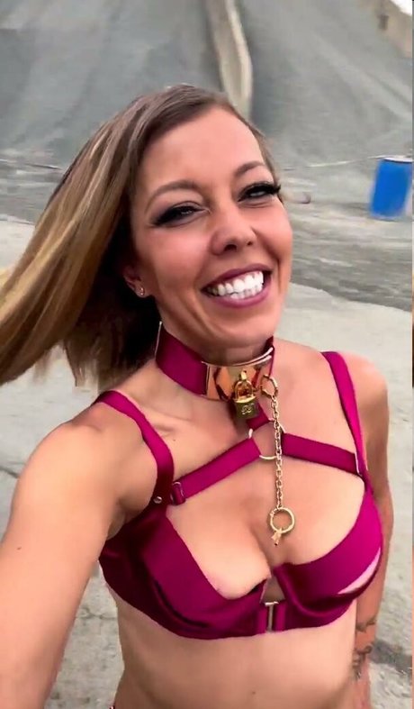 ママ無料OnlyFans ホットヌード 画像