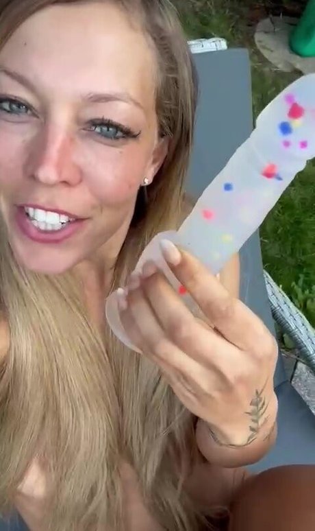 Linda Krieger Mock 完璧なスター 画像