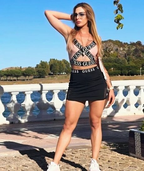 Gabriela Lori ポルノスター パーフェクト 写真