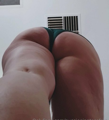 aussiegiantessfree アート女優 写真