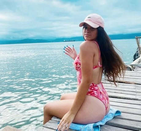 Izabelly Linhares 最高のモデル 写真