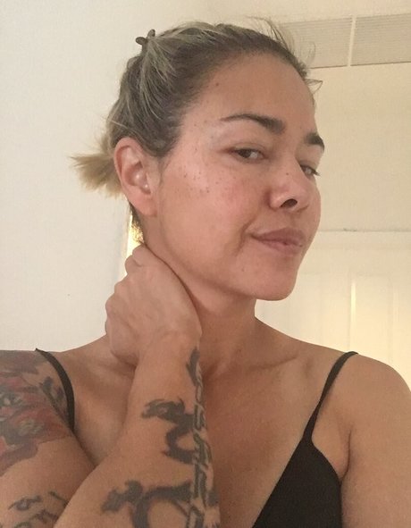thedanavespoli セクシー女優 ギャラリー