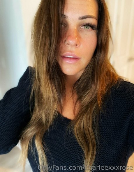 charleexxxrose セクシー女優 ギャラリー