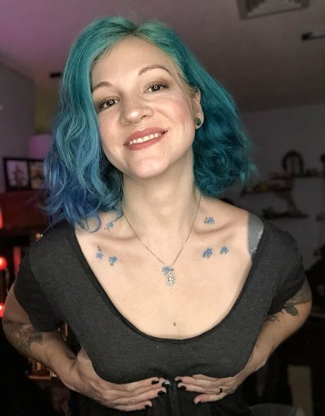 anervoussole xo profile image