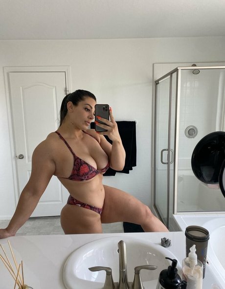 Ranya Dally top profile image