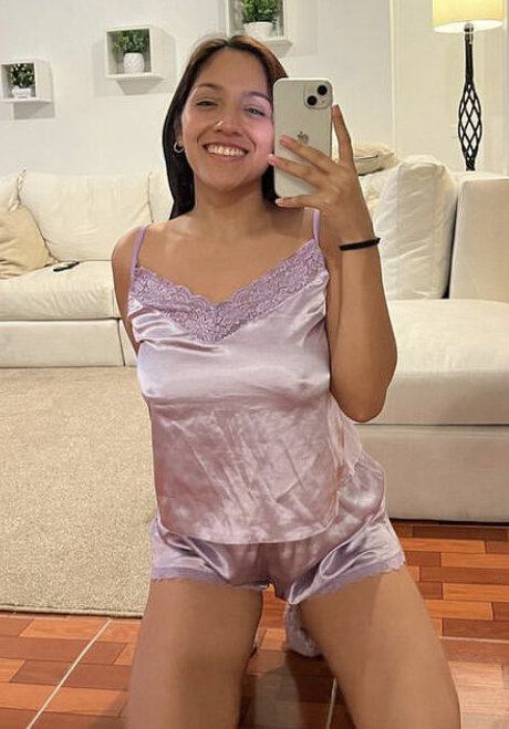 Cat isabel トップポルノスター 写真