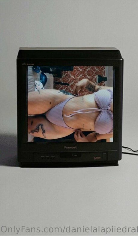 danielalapiiedrafree 美しいスター アーカイブ