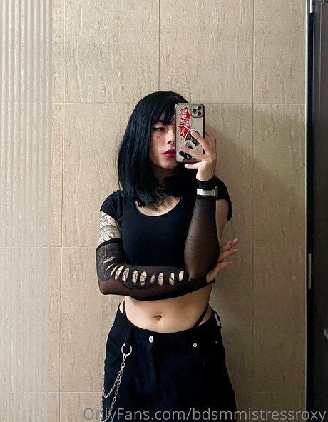 bdsmmistressroxy スター 写真