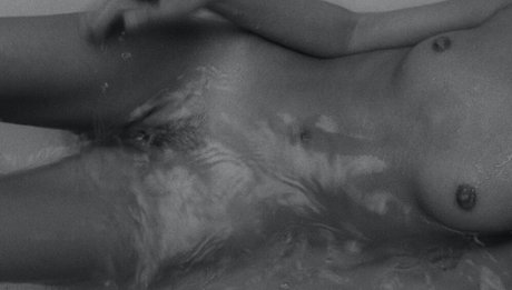 Julia Slip 独占スター 写真