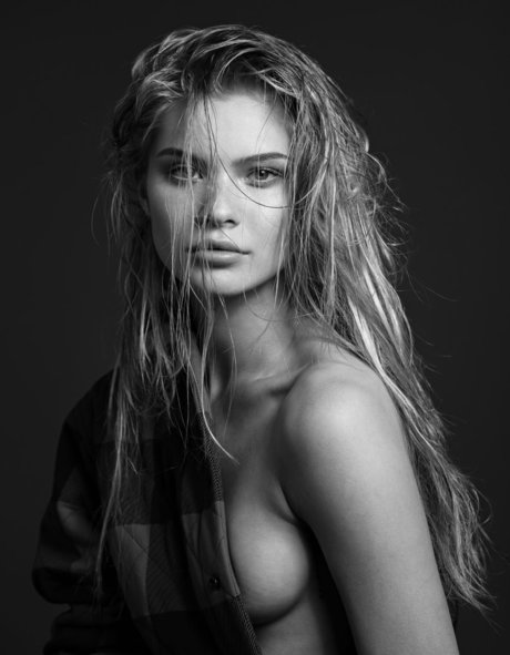 Josie Canseco ホットなスター 写真