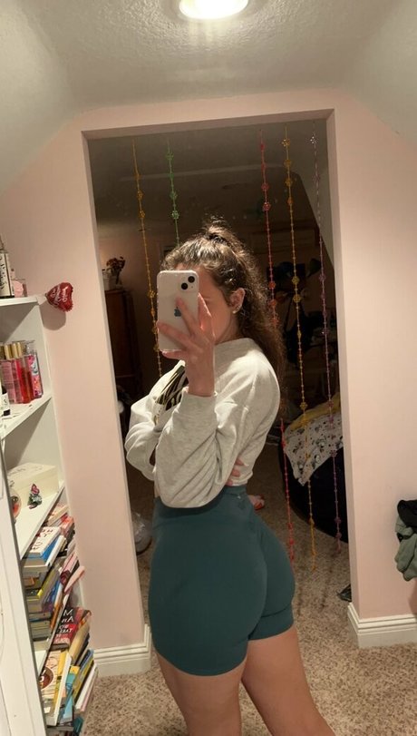 luvbugfairy セクシー女優 写真