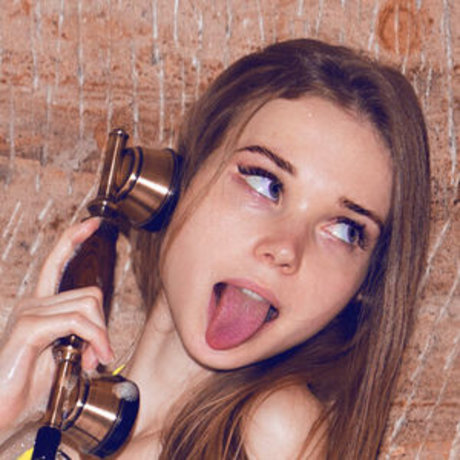Lily Osadcha アートモデル 写真