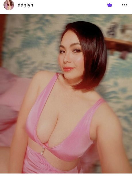 Elyndee Therealelyndee 美しいモデル 写真