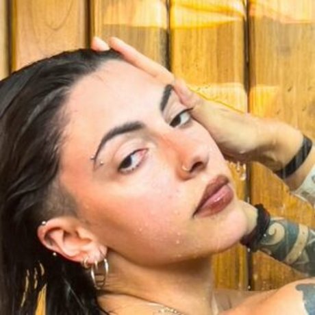 Lupe Cozzolino ヌードのポルノスター 画像