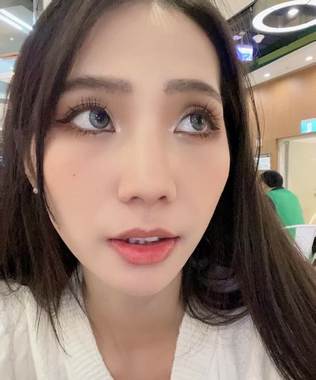 Anita Feifei セックスモデル 写真