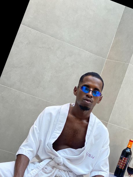 DANIEL BAIANO セックスモデル 画像