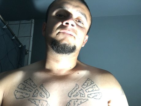 DeltaDaddy トップモデル 写真
