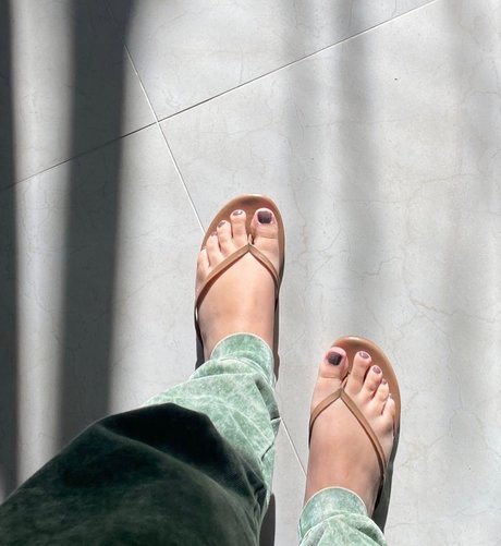 Baddie Toes 独占スター 写真