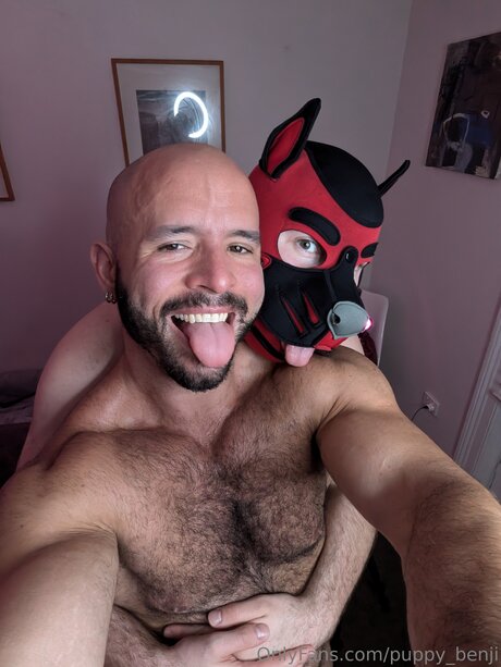 Pup Benji ヌードモデル ギャラリー