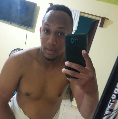 Daniel Reyes ポルノスター 高品質 写真