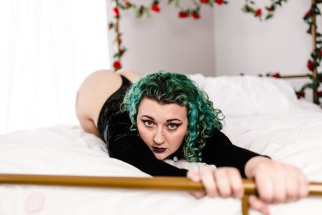 Rainbeaux Moon ポルノスター エロティック 写真