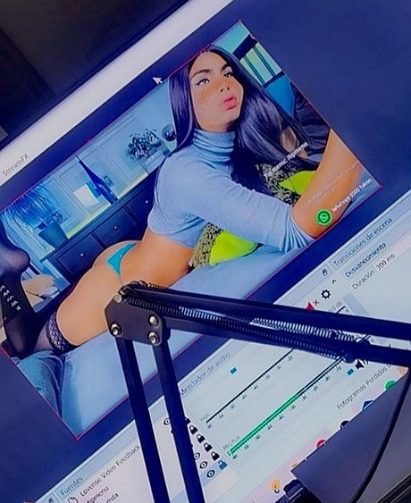Raichell Michelle エロティックなポルノスター 画像