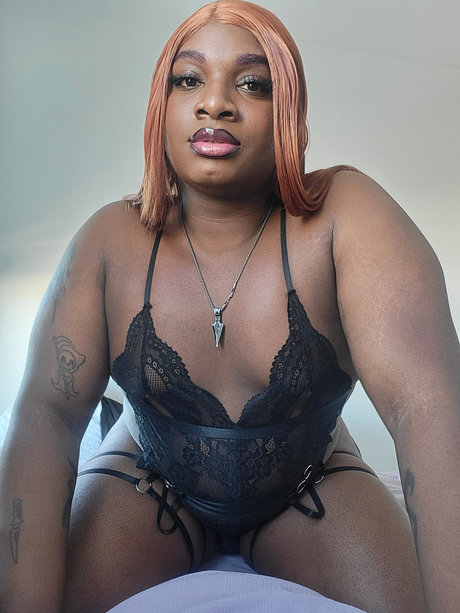 Dixie Grayson ポルノ女優 画像