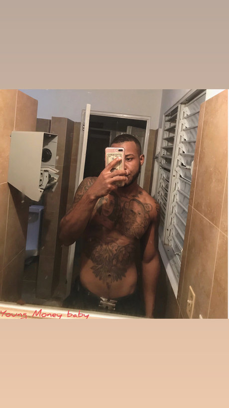 Randy Lopez 最高のポルノスター 写真