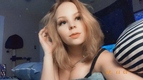 Rillo 独占女優 写真