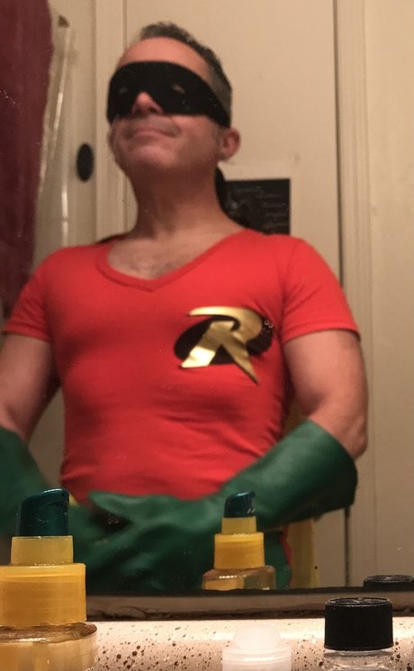 Robin James ホットなポルノスター 画像