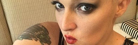 Mizz Ruby セックスモデル 写真