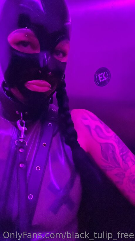 rubber tulip XXXモデル 写真