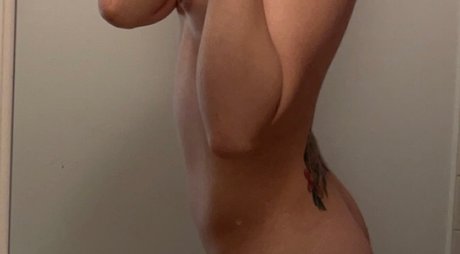 Robin Roy 美しいポルノスター 画像