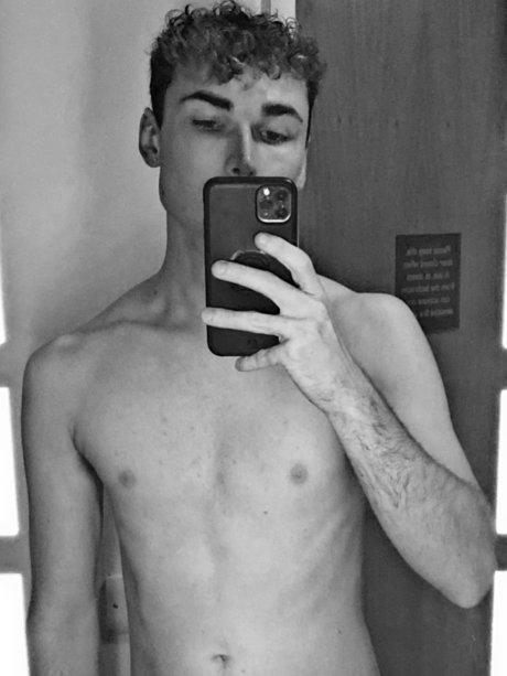 Sam Bell セクシーなポルノスター 写真