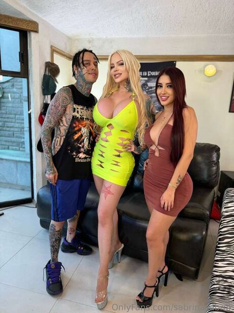 Sabrina Sabrok XXX 美しいスター 写真