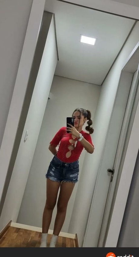 Maisa Silva XXXモデル 写真