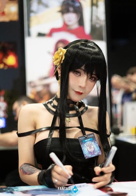 Yuji Koi セクシーなポルノスター 写真