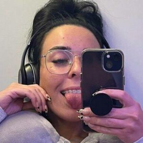 Thickfrenchie ホットなスター 写真