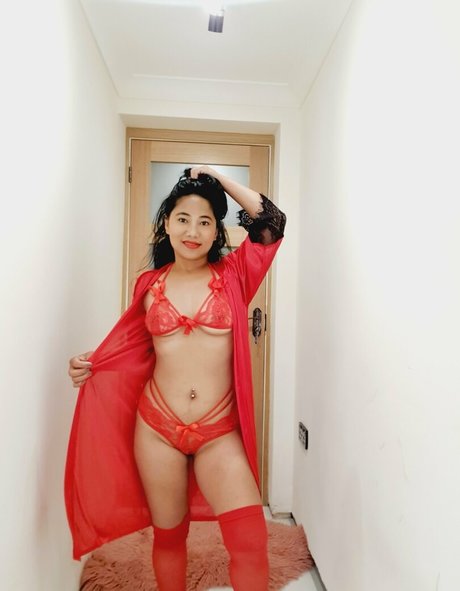ぽっちゃり巨乳オンリーファンズ 美しいポルノ 写真