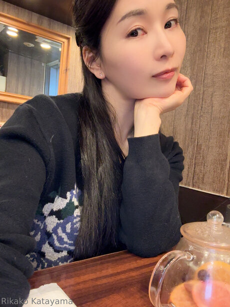 rikakodesu 完璧なモデル 写真