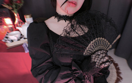 Ppomo ポルノスター エロティック 写真