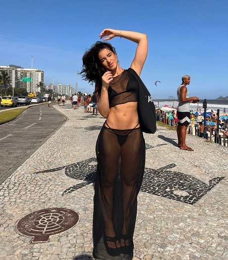 Iara Guimaraes ポルノスター セックス アーカイブ
