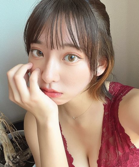 krm   320 エロティックなスター 写真