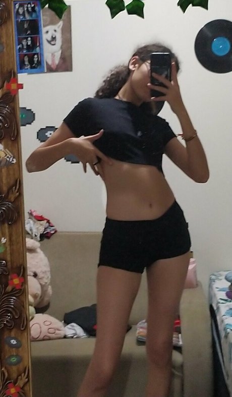 Thesuusu アート女優 写真