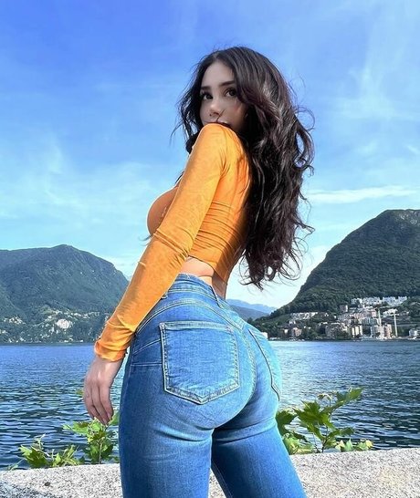 金髪BBW オンリーファンズ ベスト 画像