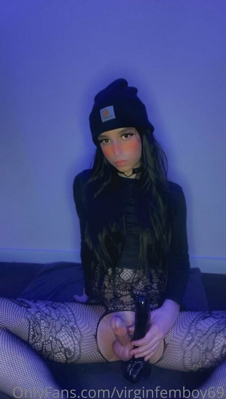 VirginFemboy69 アダルトスター 写真