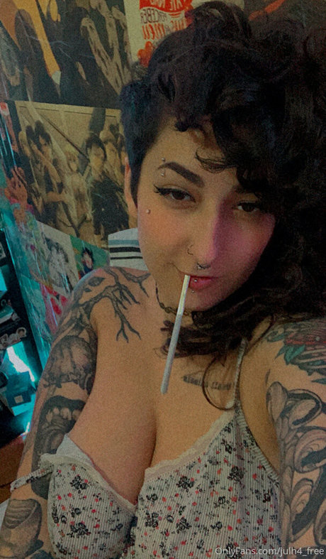 アマチュア3P OnlyFans ホットxxx 写真